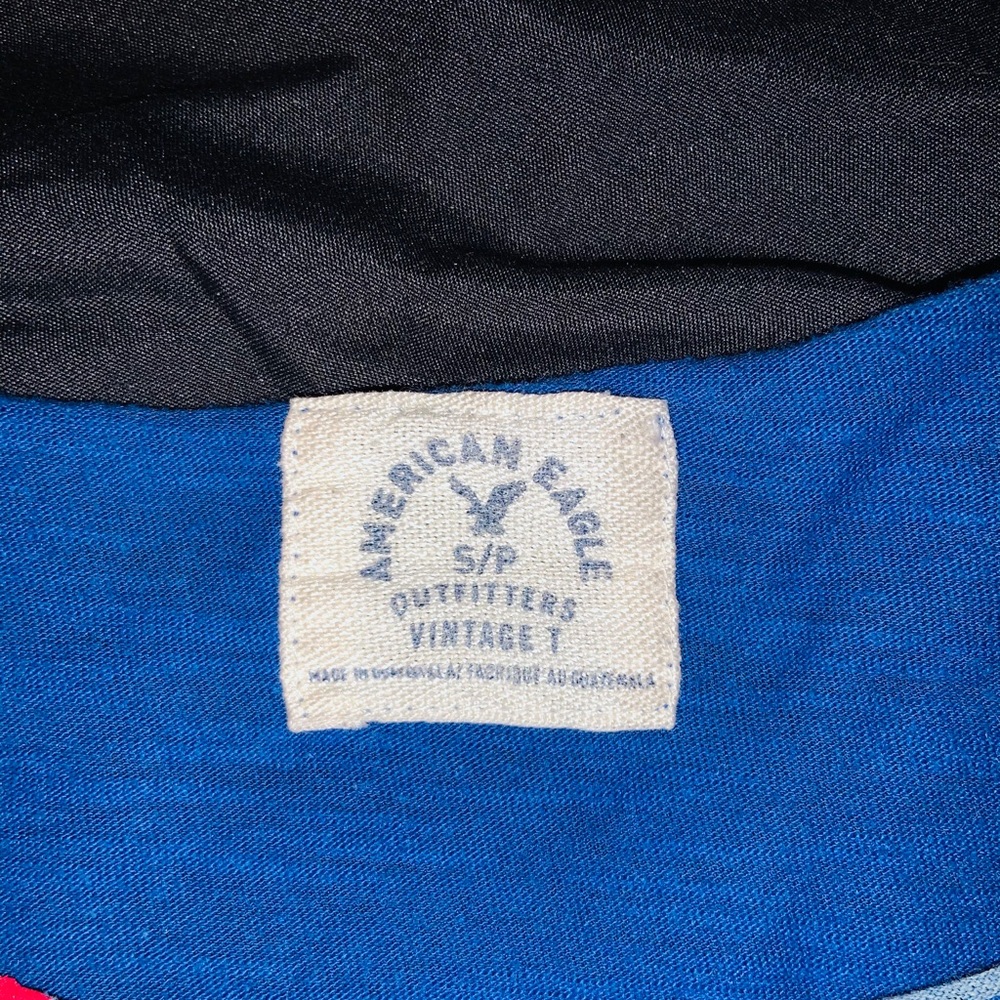 $5💙💛AMERICAN EAGLE VINTAGE CROP - Picture 6 of 6